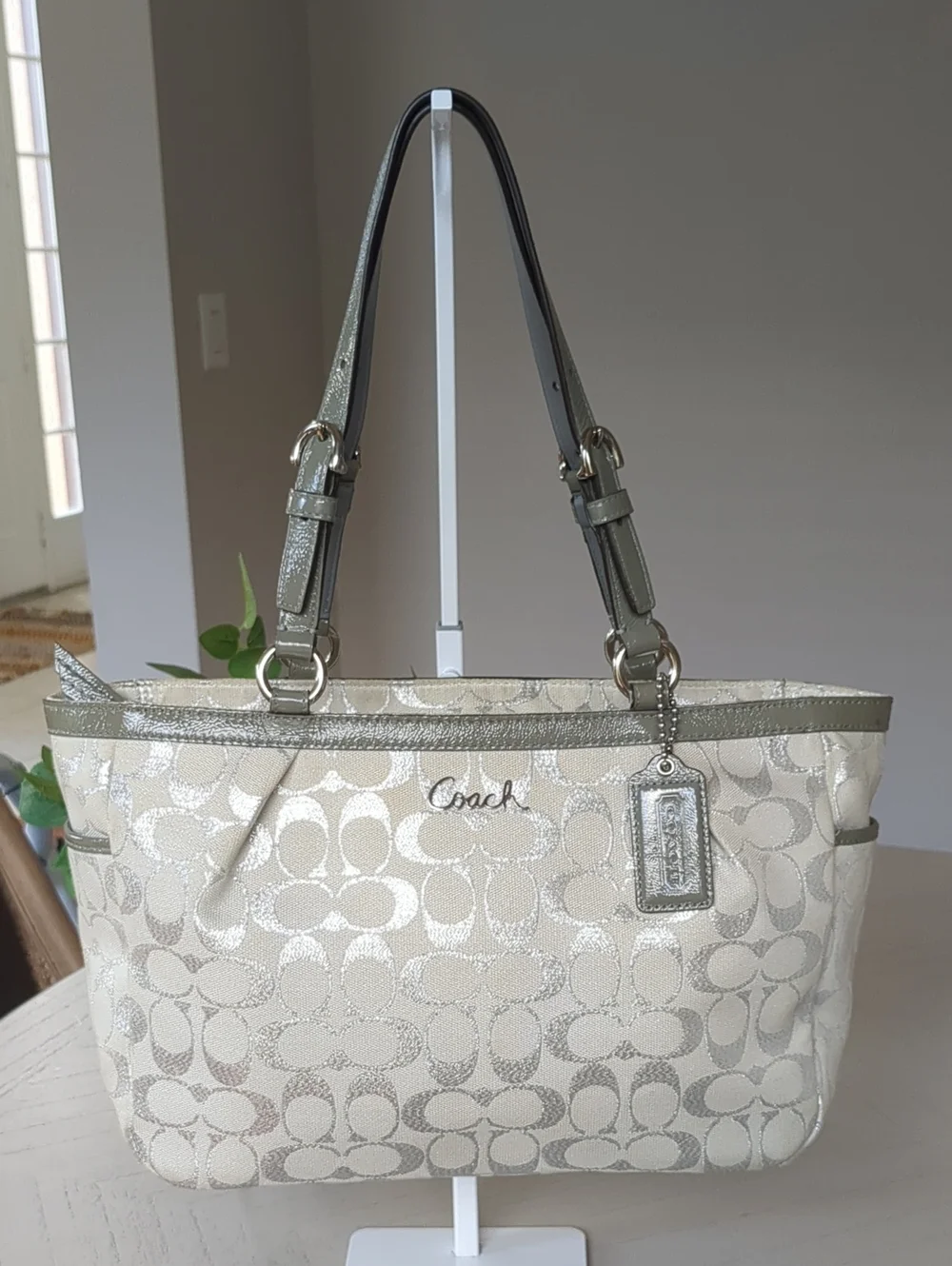 Coach F17724 Gallery Lurex Signature East West Tote